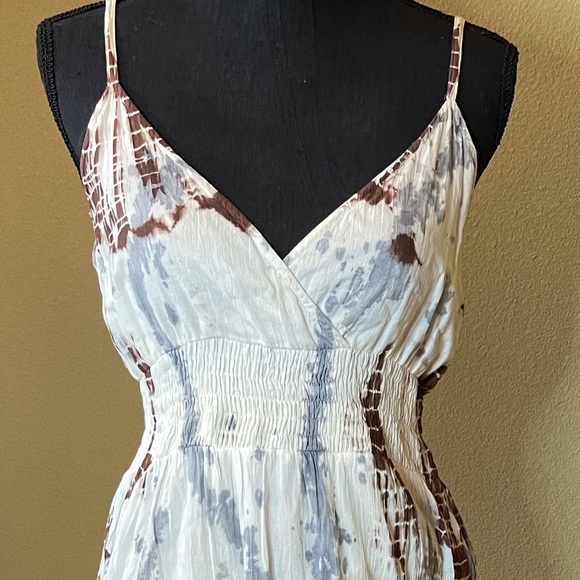 CACHE Women’s  tie-dyed summer dress.  Size Small - Picture 2 of 11